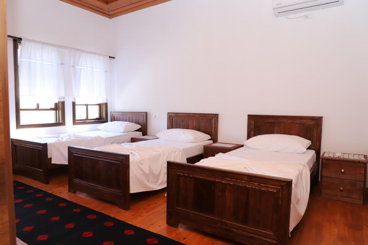 Casa vacanze Athina In Castle - Since 1741 Berat